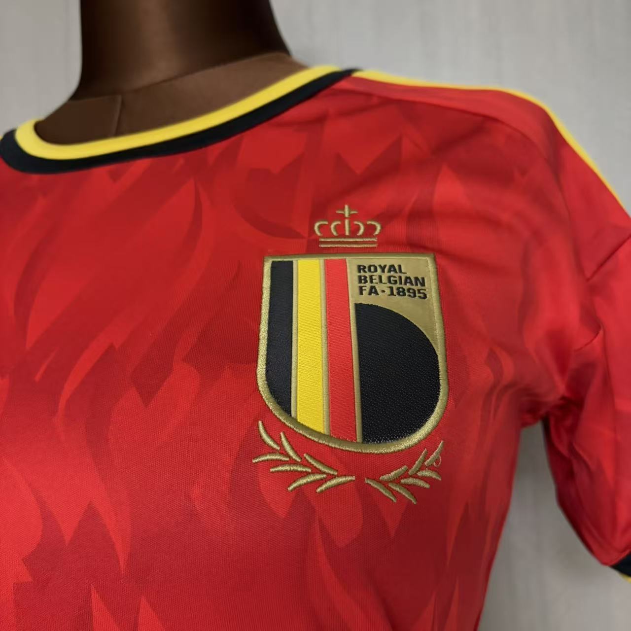 Camisa Bélgica l 2026 | Versão Torcedor Feminina