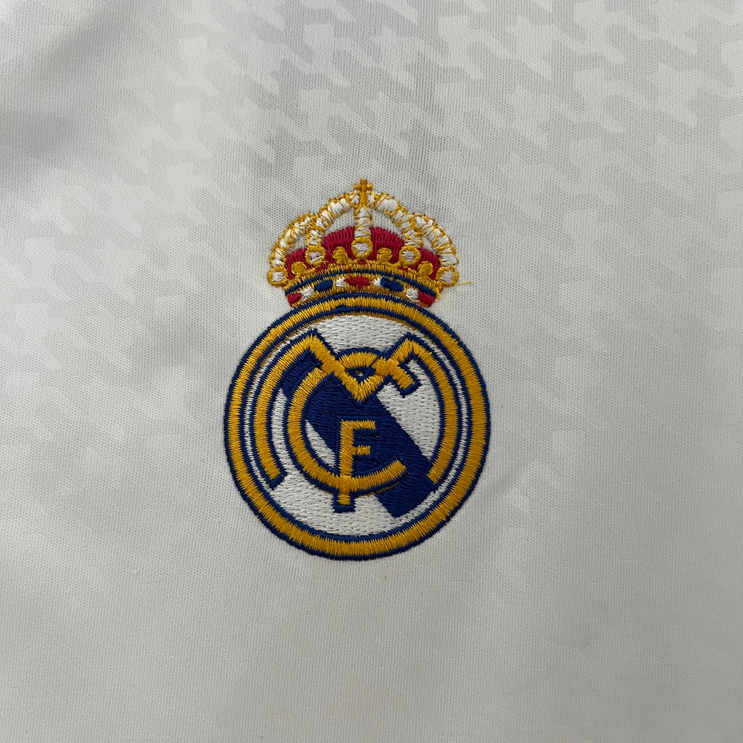 Camisa do Real Madrid l 2024/25 Masculina Torcedor