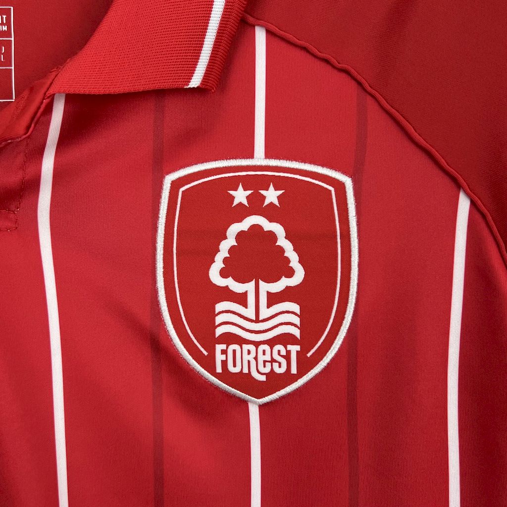 Camisa do Nottingham Forest l 2025/26 Masculina Torcedor