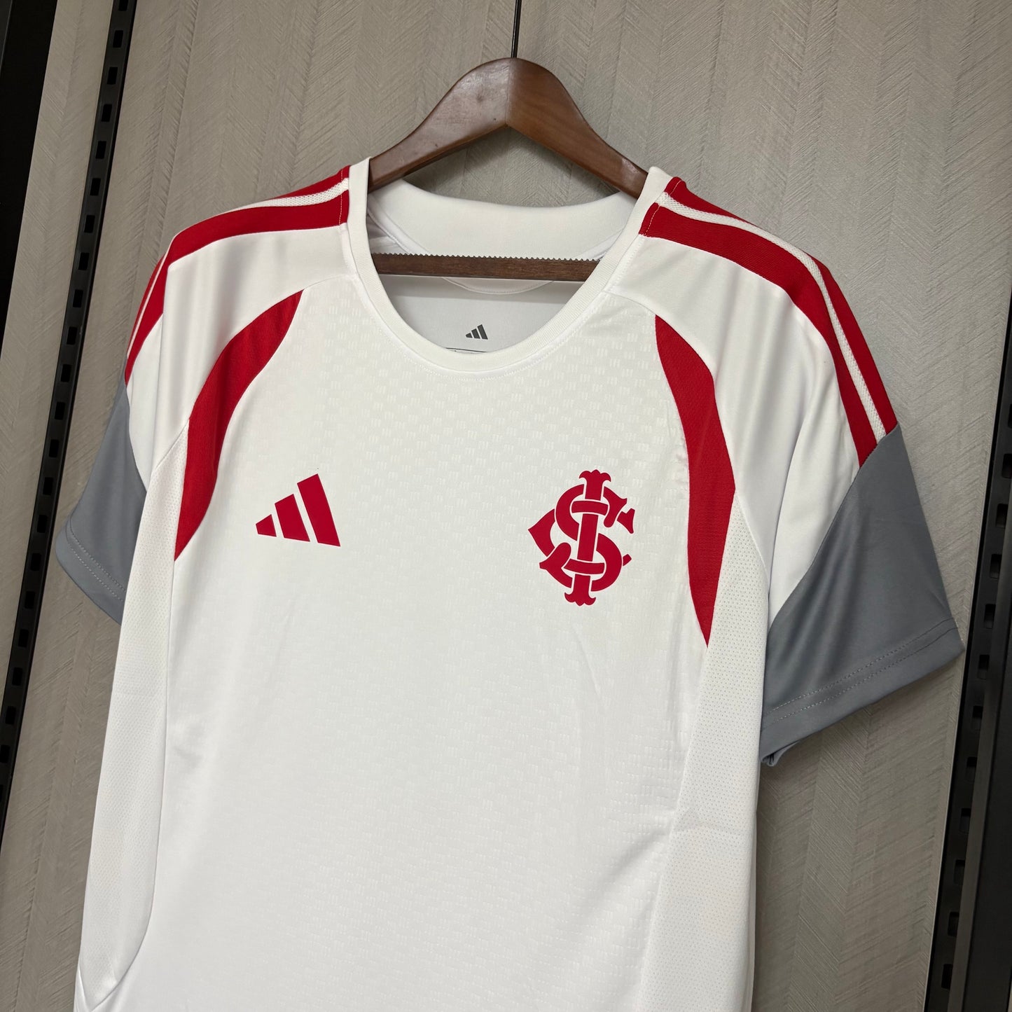 Camisa Internacional ll 26/27 | Versão Torcedor Masculina