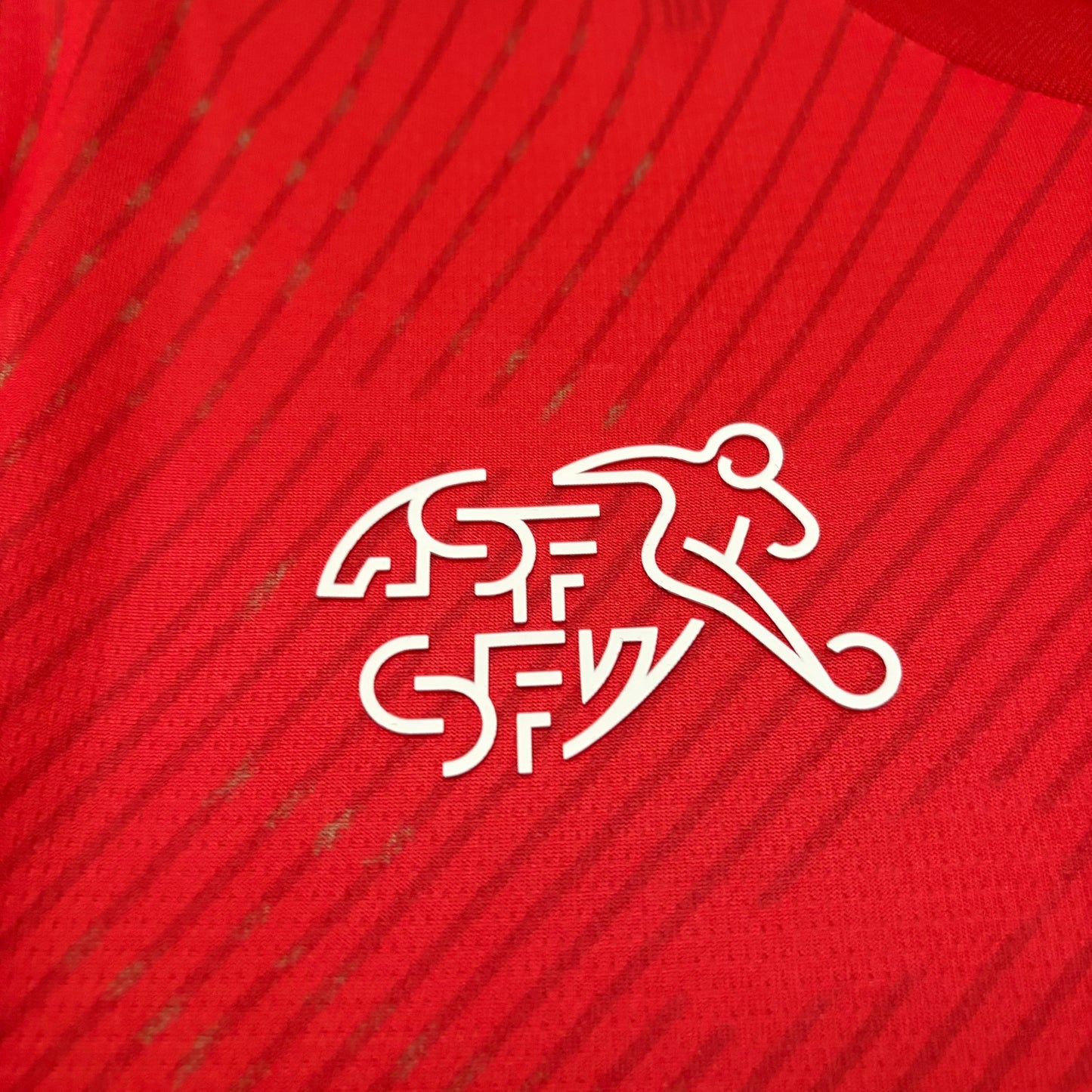 Camisa Suíça l 2026 | Versão Torcedor Masculina
