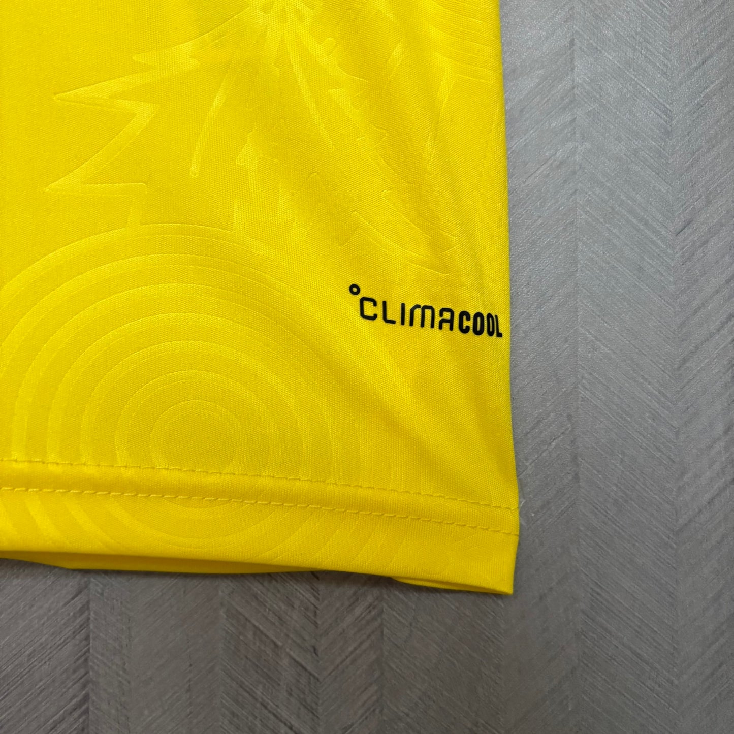 Camisa Suécia l 2026 | Versão Torcedor Masculina
