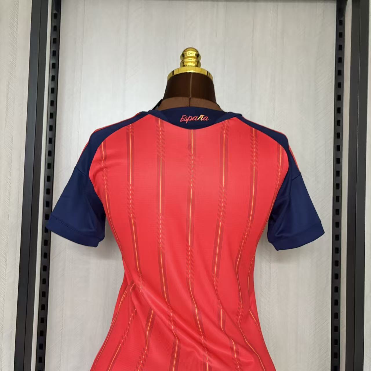 Camisa Espanha l 2026 | Versão Torcedor Feminina