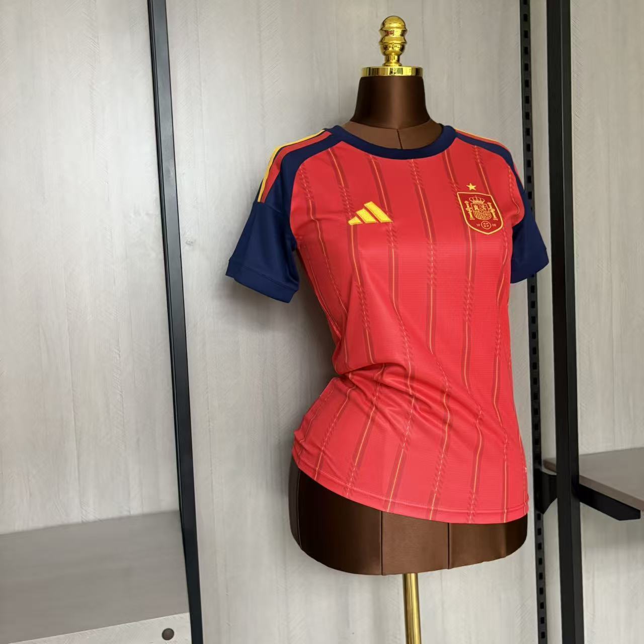 Camisa Espanha l 2026 | Versão Torcedor Feminina
