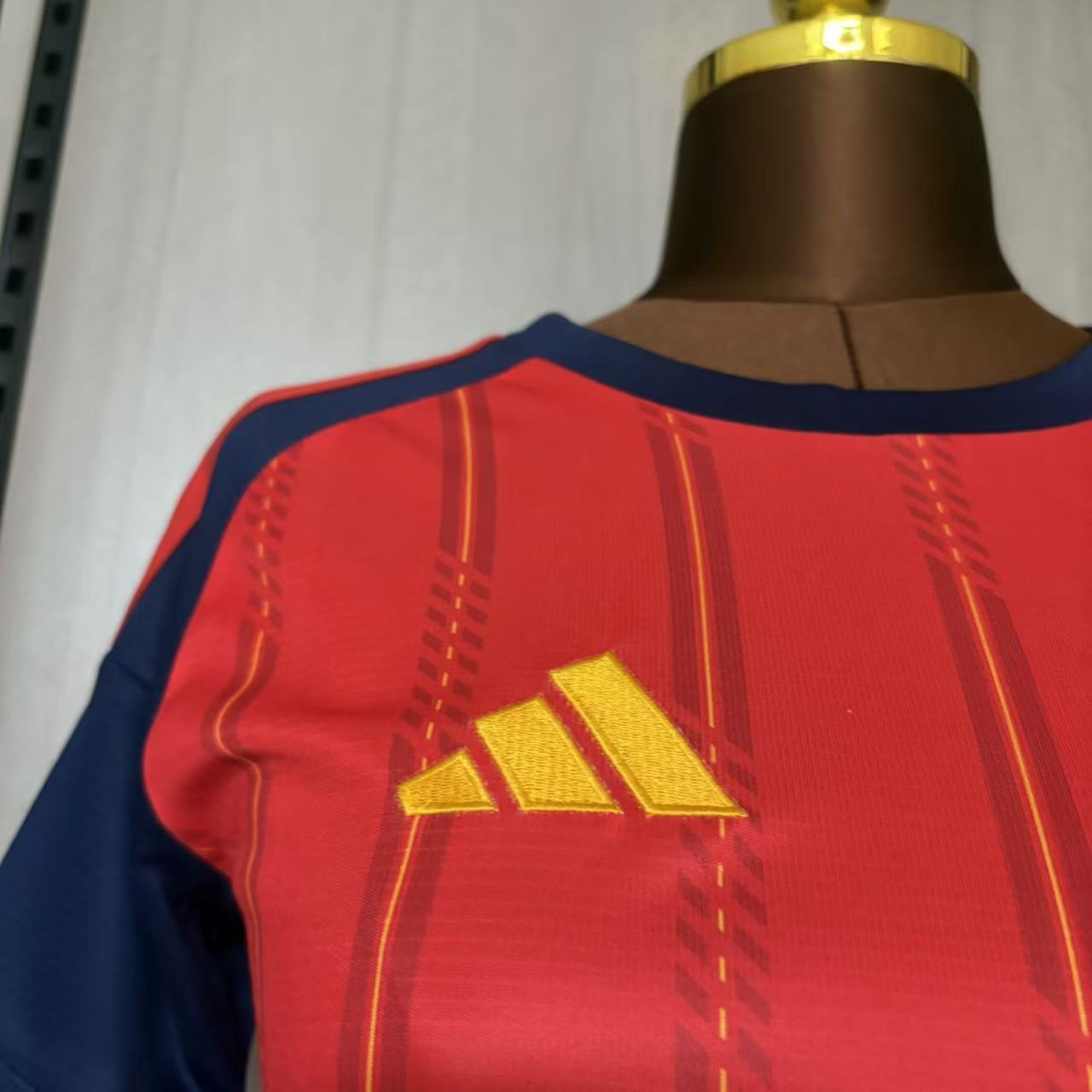 Camisa Espanha l 2026 | Versão Torcedor Feminina
