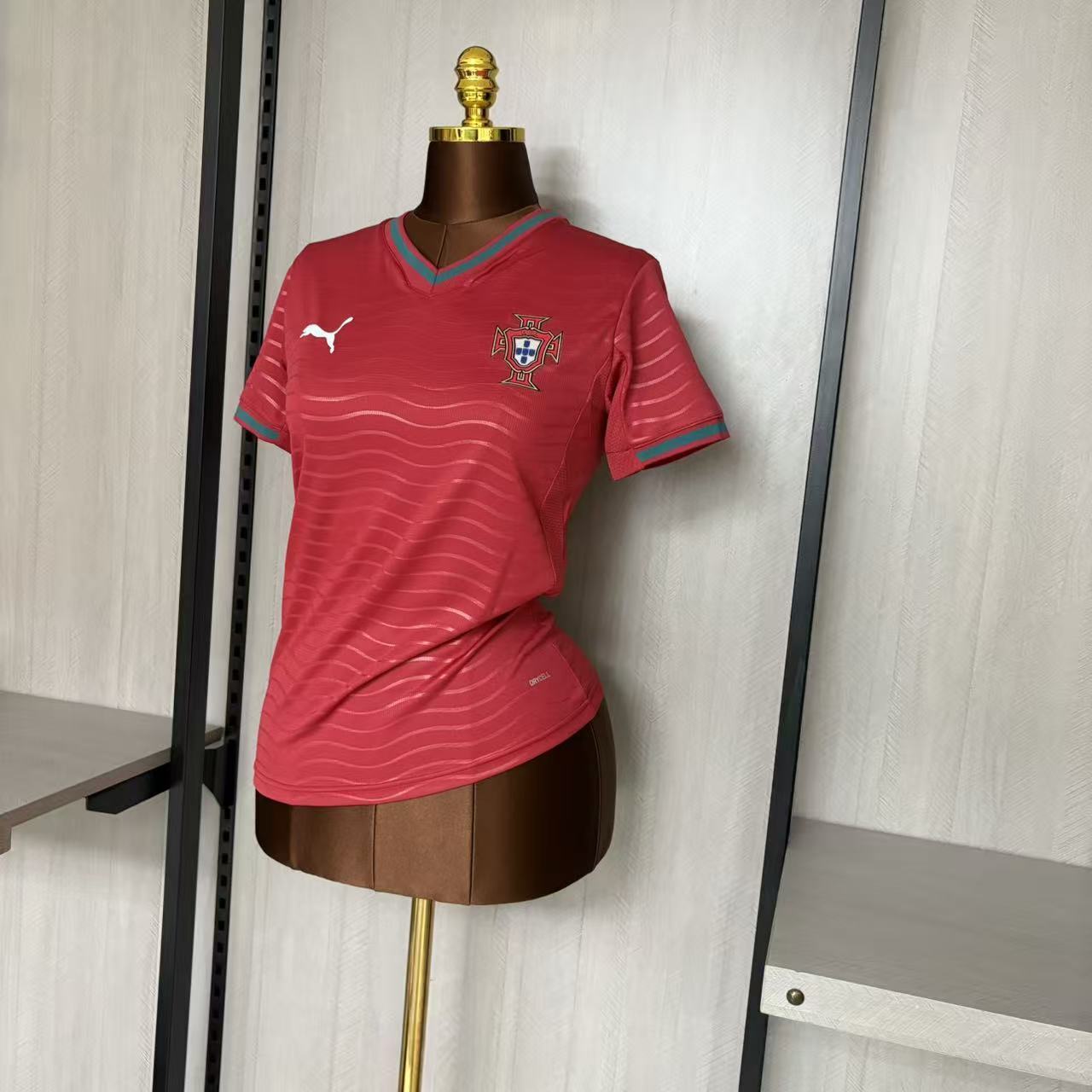 Camisa Portugal l 2026 | Versão Torcedor Feminina