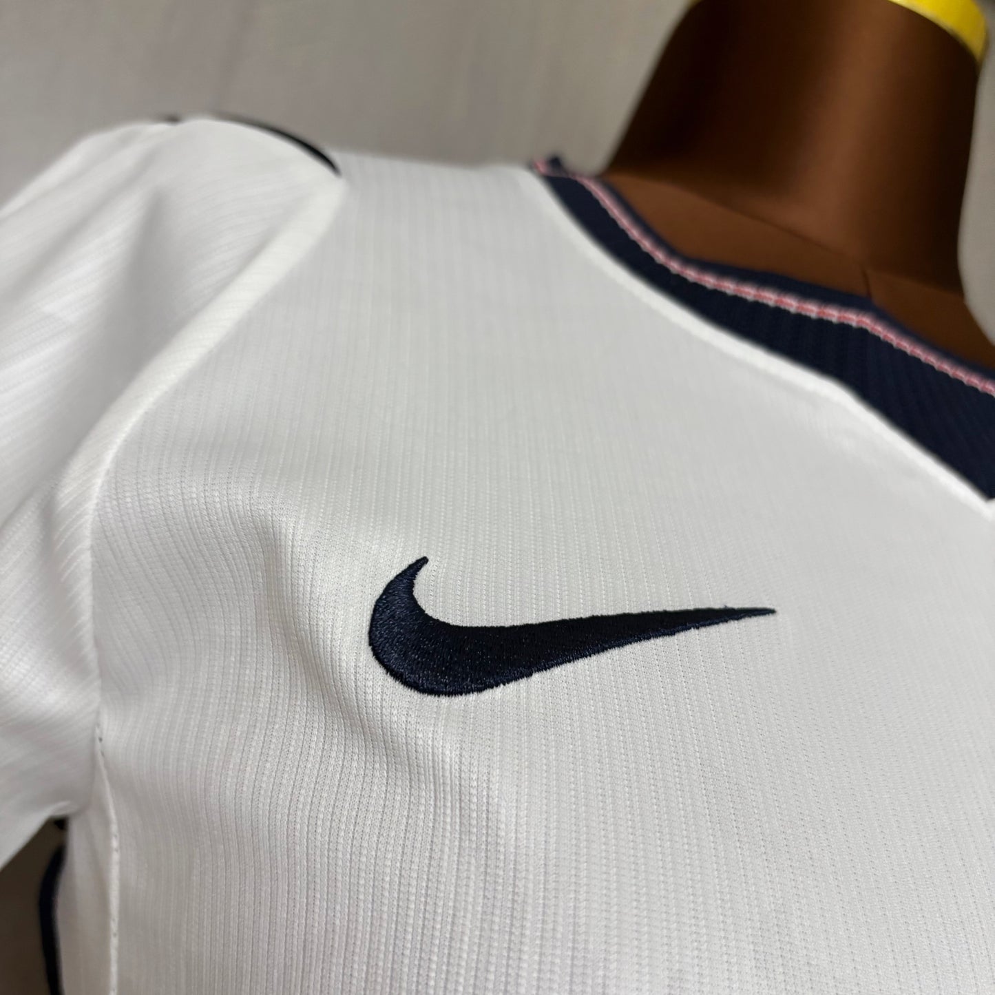 Camisa Inglaterra l 2026 | Versão Torcedor Feminina