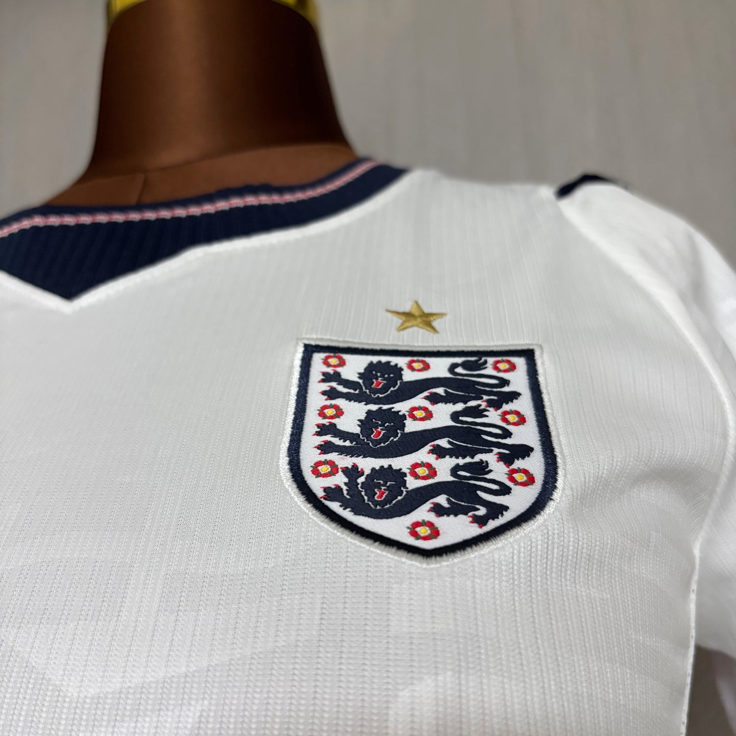 Camisa Inglaterra l 2026 | Versão Torcedor Feminina