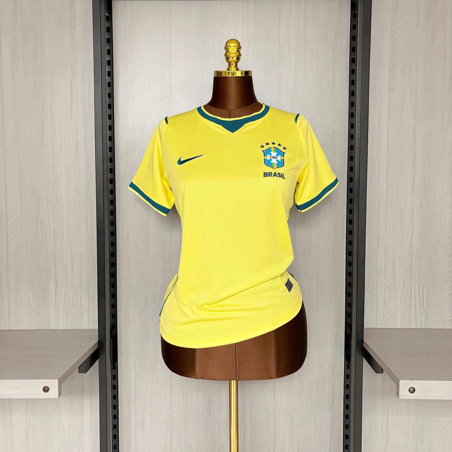 Camisa Brasil l 2026 | Versão Torcedor Feminina