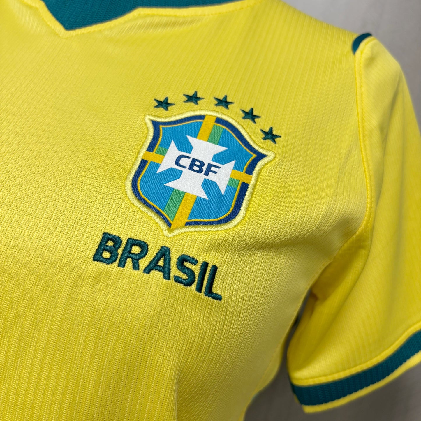 Camisa Brasil l 2026 | Versão Torcedor Feminina