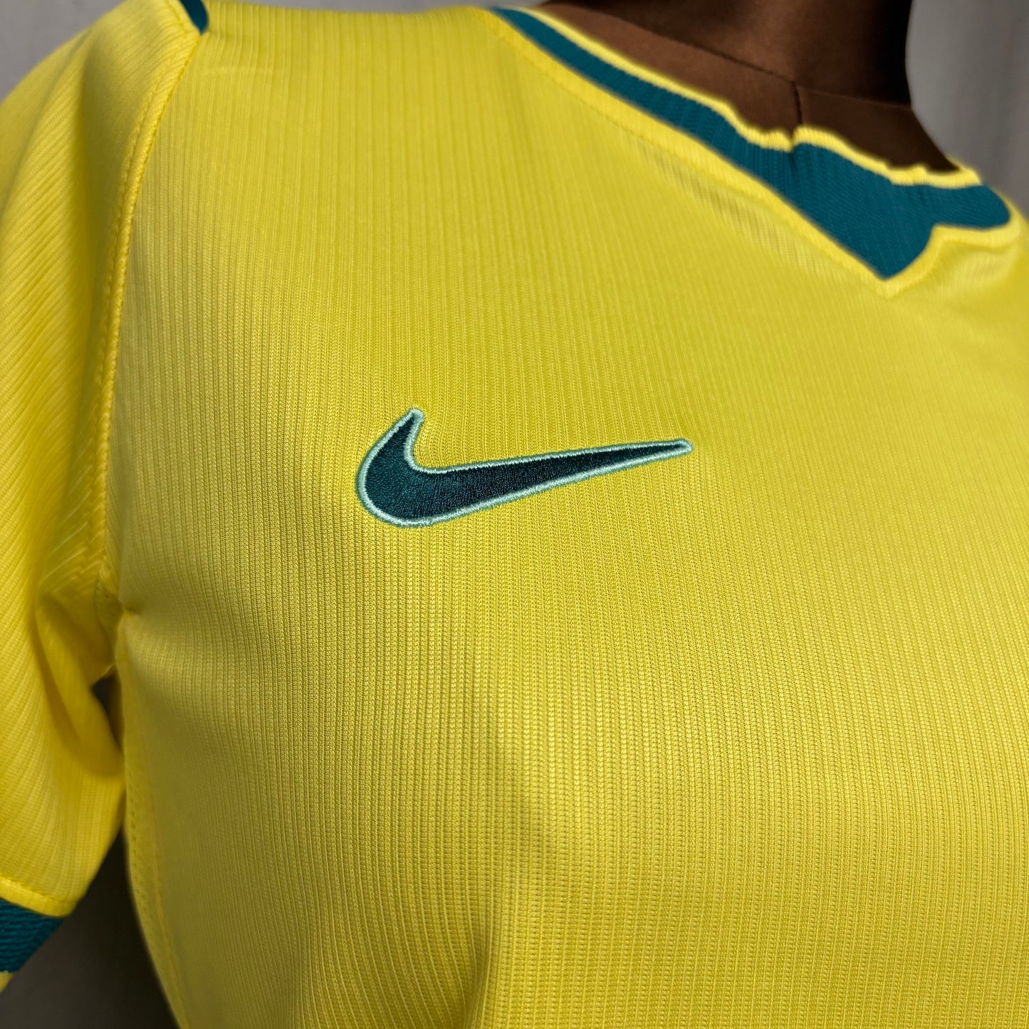 Camisa Brasil l 2026 | Versão Torcedor Feminina