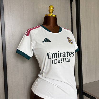 Camisa Real Madrid l 26/27 | Versão Torcedor Feminina