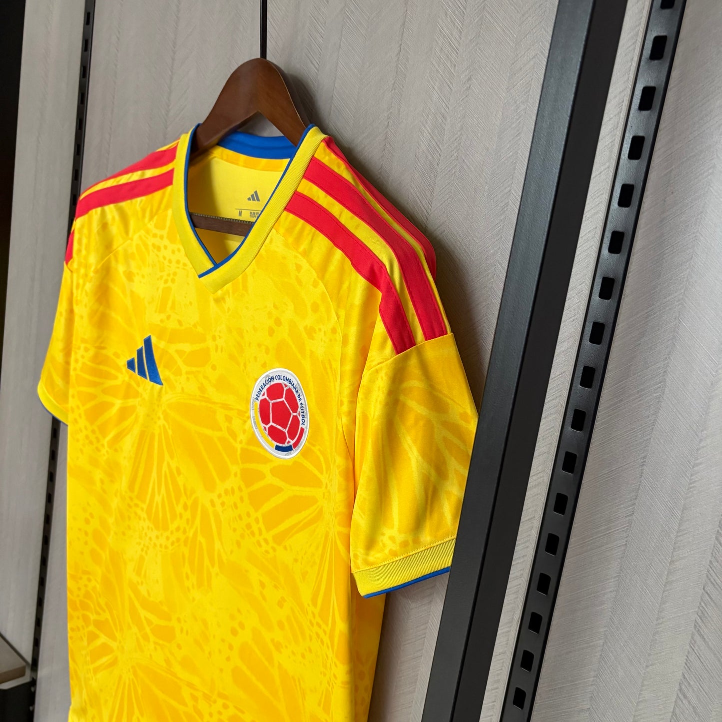 Camisa Colômbia l 2026 | Versão Torcedor Masculina