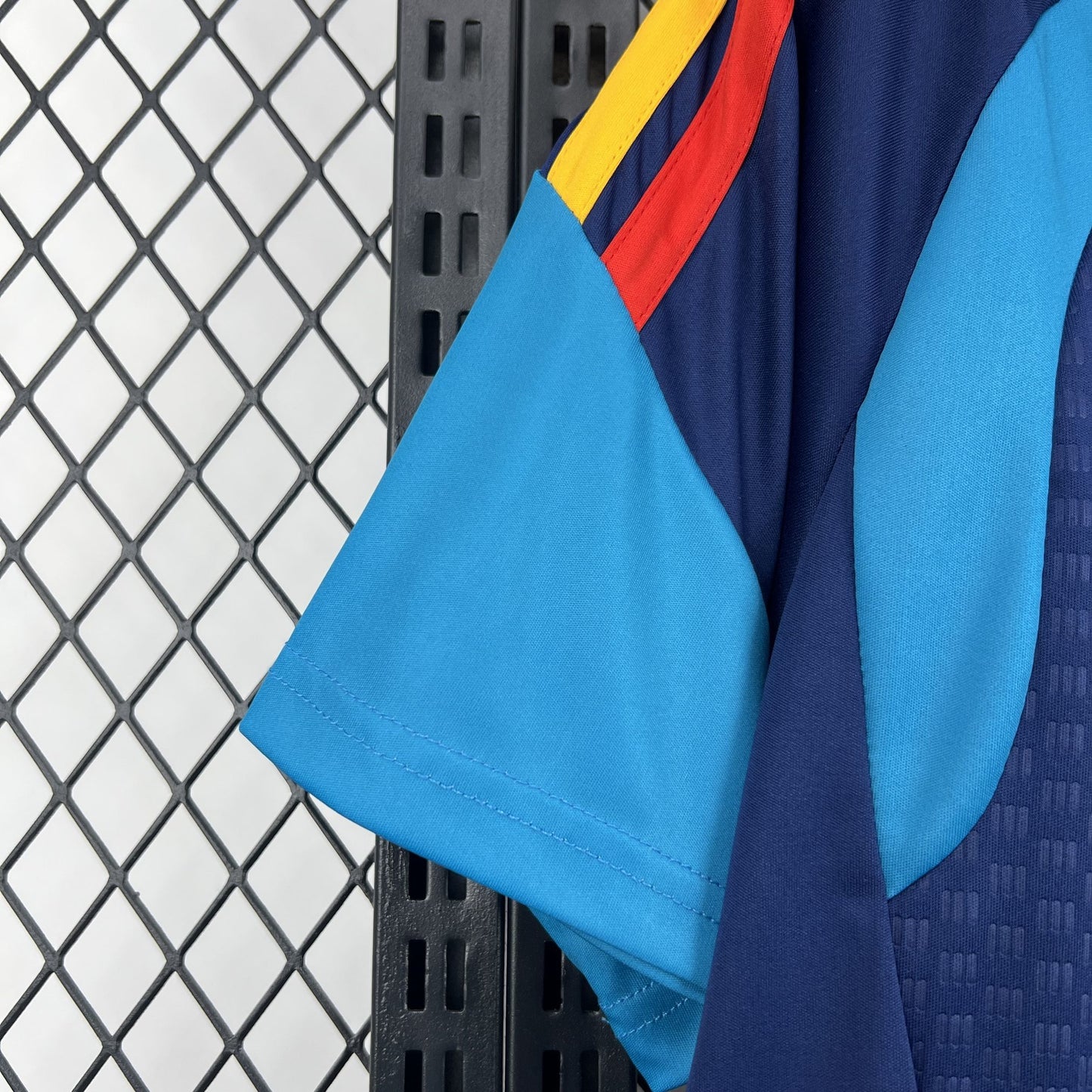Camisa Espanha Treino l 2026 | Versão Torcedor Masculina