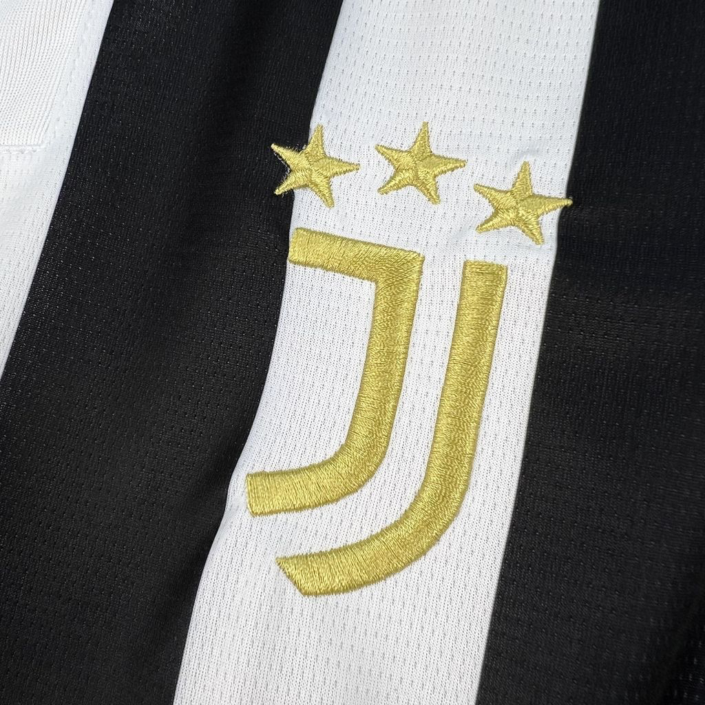 Camisa Juventus l 26/27 | Versão Torcedor Masculina