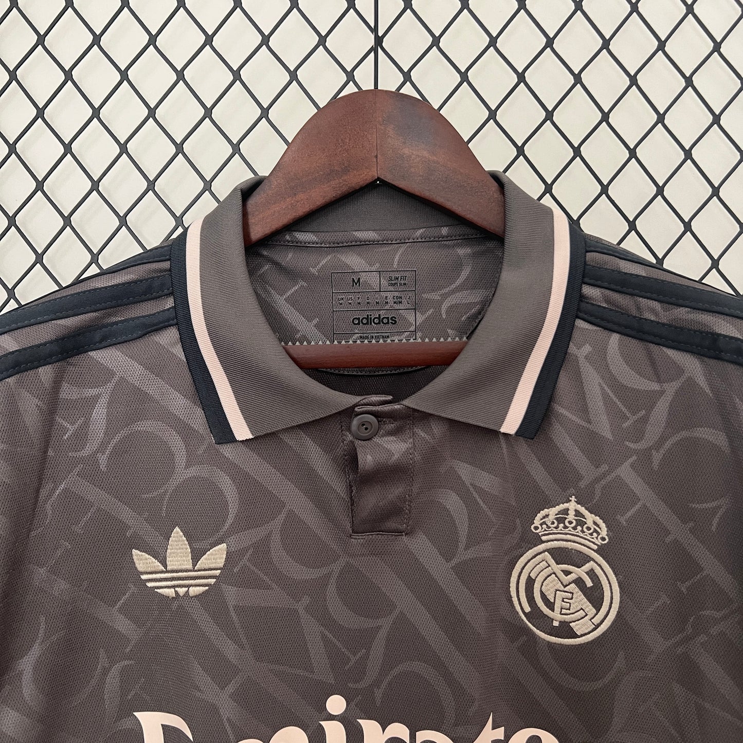 Camisa do Real Madrid lll 2024/25 Masculina Torcedor