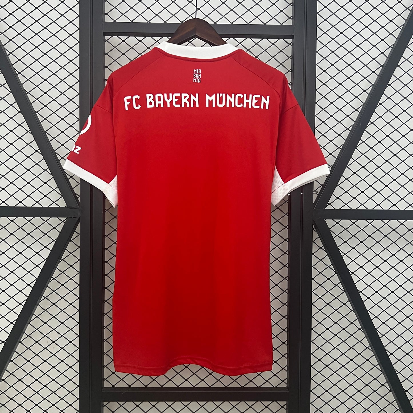 Camisa do Bayern Munich l 2025/26 Masculina Torcedor