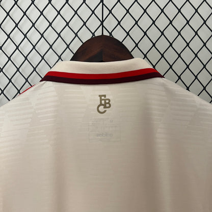 Camisa do Bayern Munich lll 2024/25 Masculina Torcedor