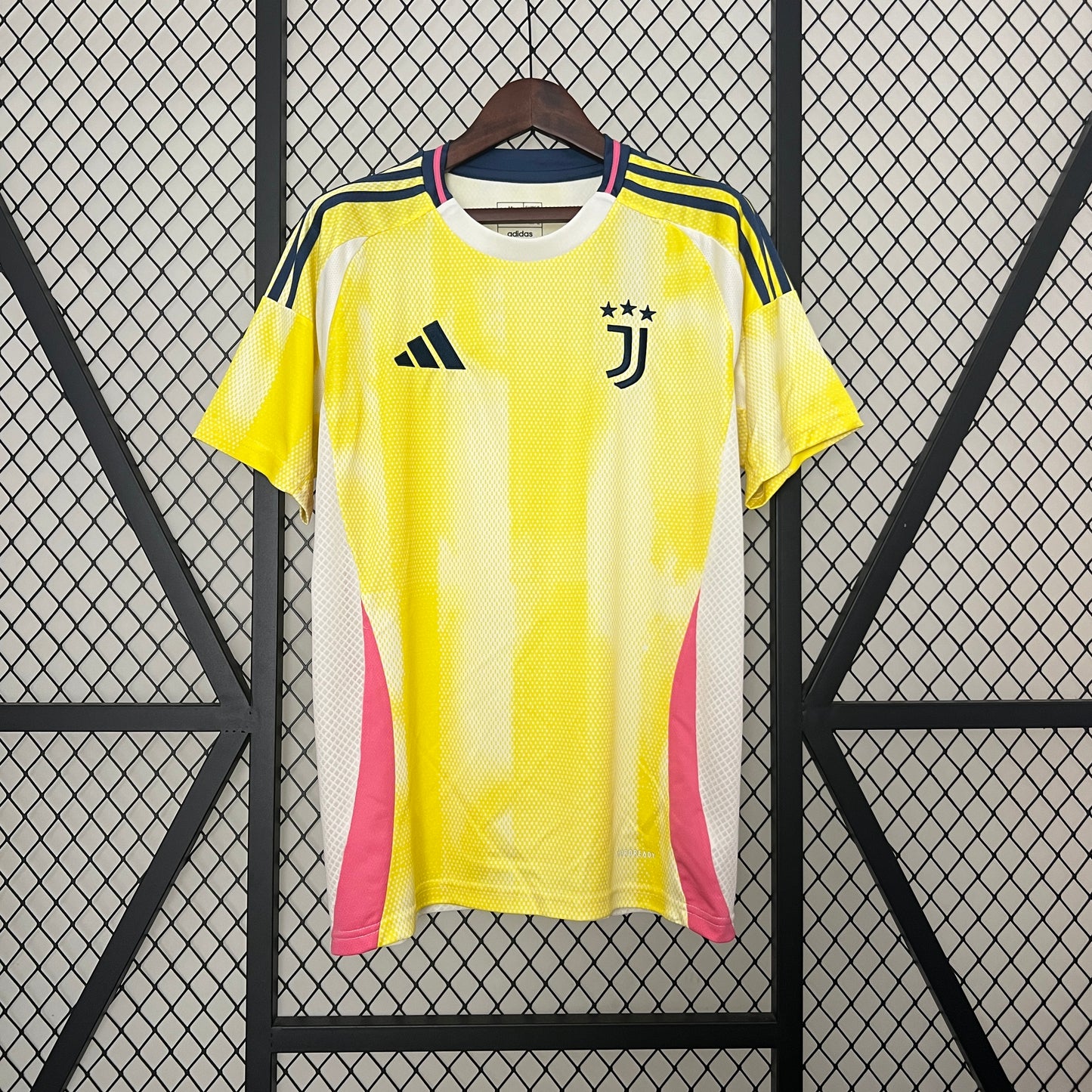 Camisa da Juventus ll 2024/25 Masculina Torcedor