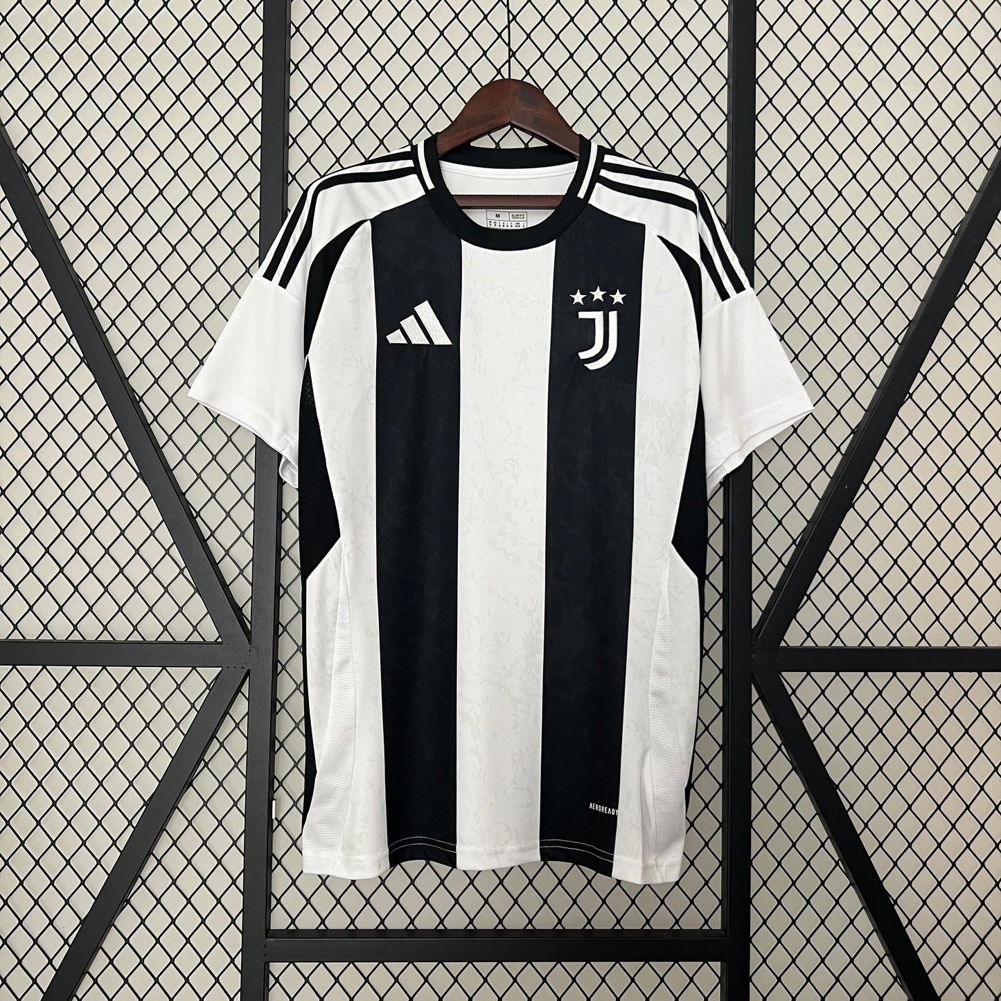 Camisa da Juventus l 2024/25 Masculina Torcedor