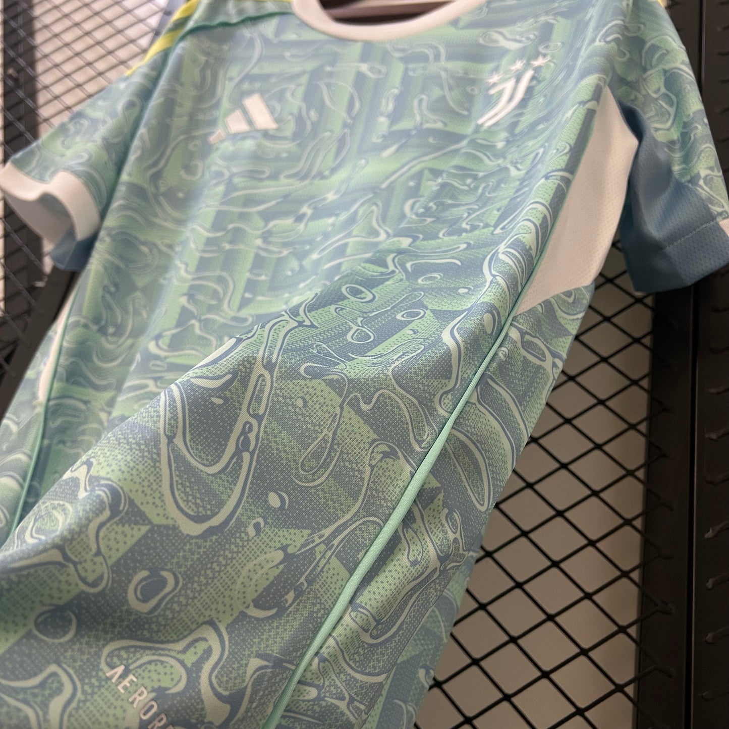 Camisa da Juventus ll 2025/26 Masculina Torcedor