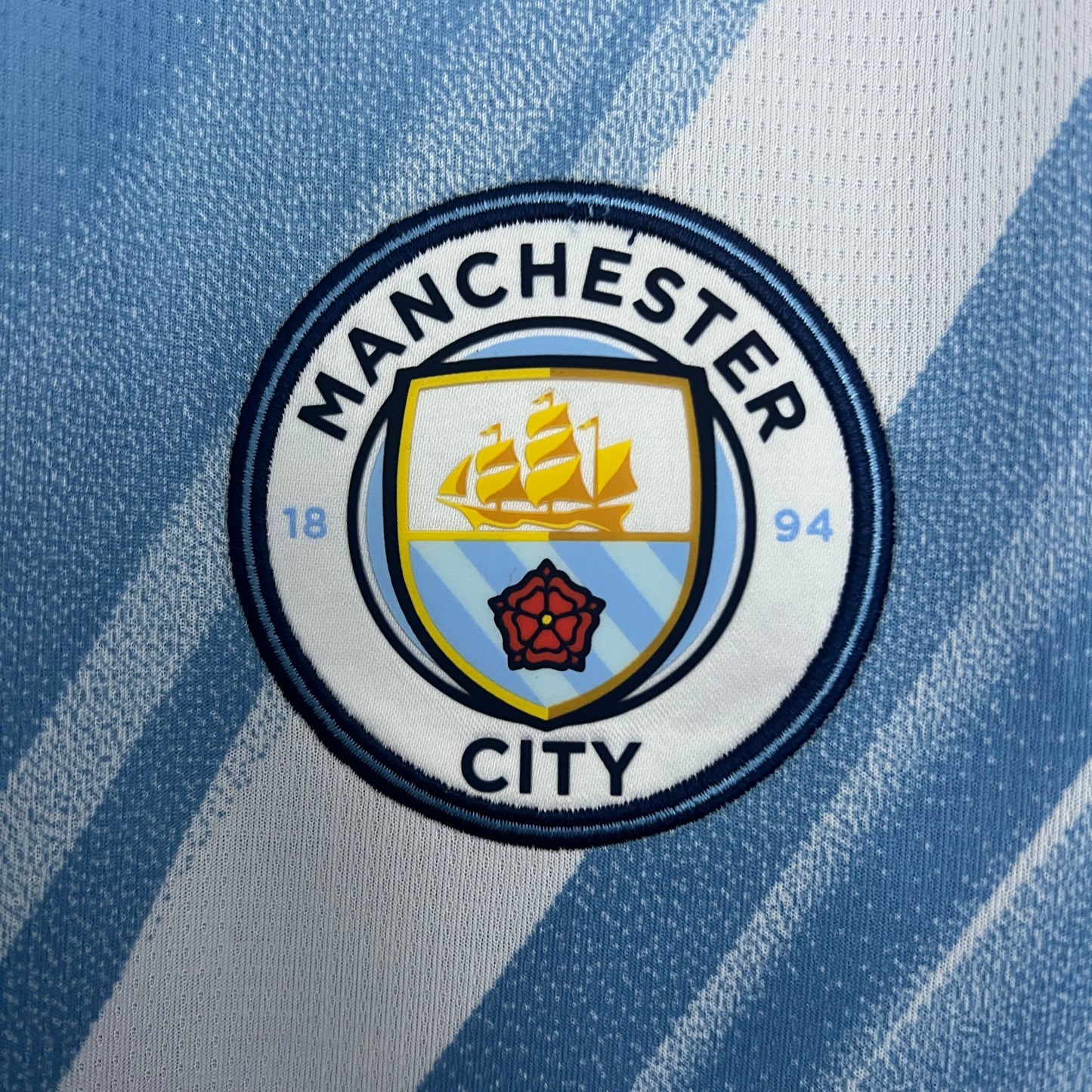 Camisa do Manchester City l 2025/26 Masculina Torcedor