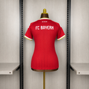 Camisa Bayern de Munique l 26/27 | Versão Torcedor Feminina