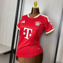 Camisa Bayern de Munique l 26/27 | Versão Torcedor Feminina