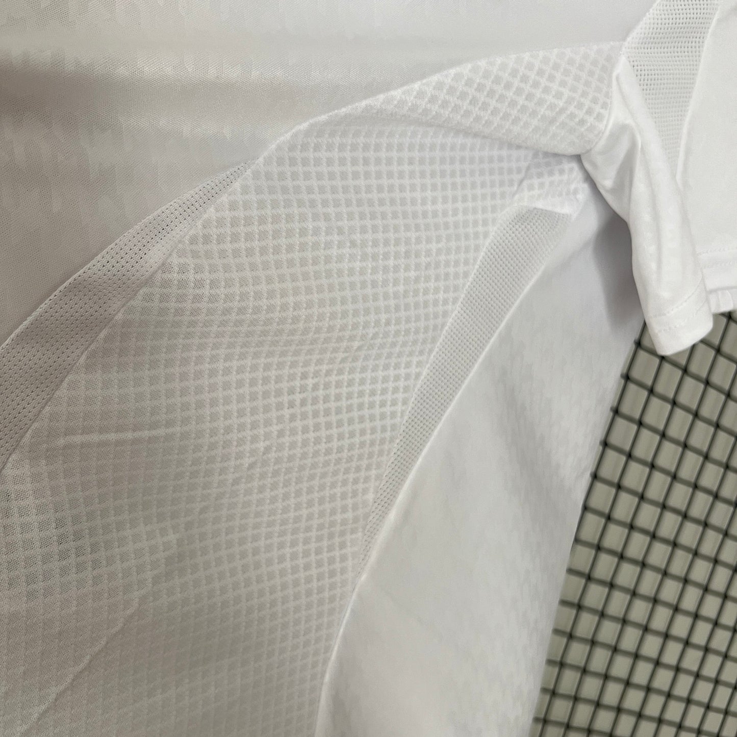 Camisa do Real Madrid l 2024/25 Feminina Torcedora