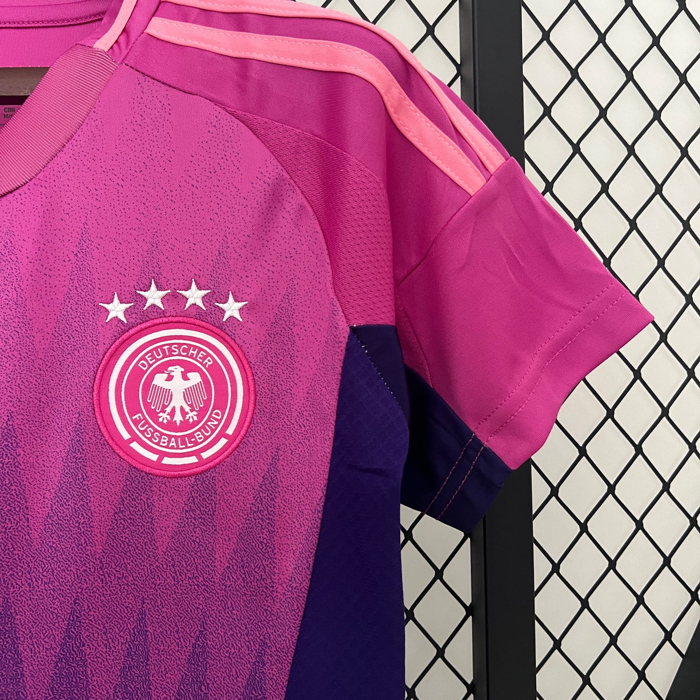 Camisa da Alemanha ll 2024/25 Feminina Torcedora