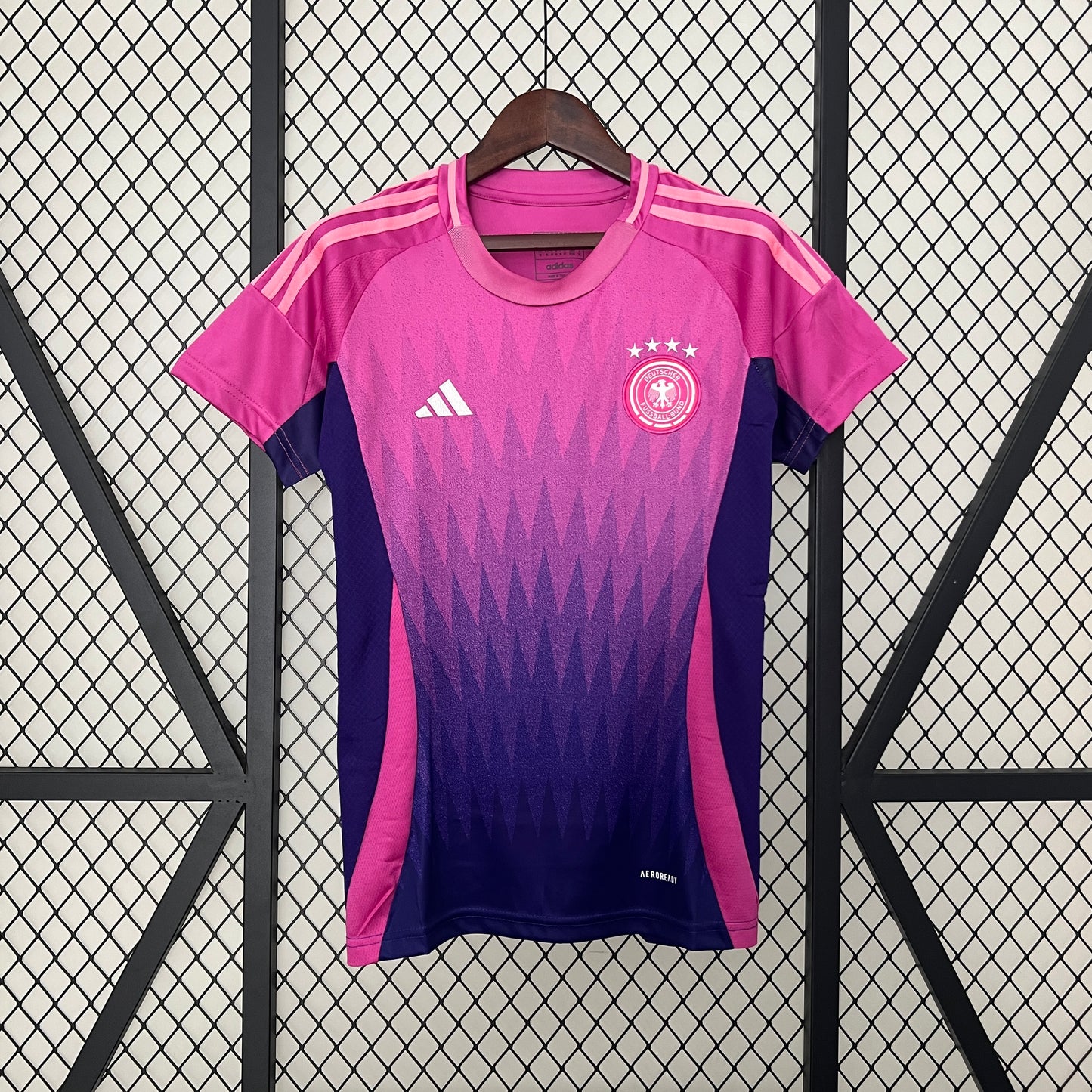 Camisa da Alemanha ll 2024/25 Feminina Torcedora