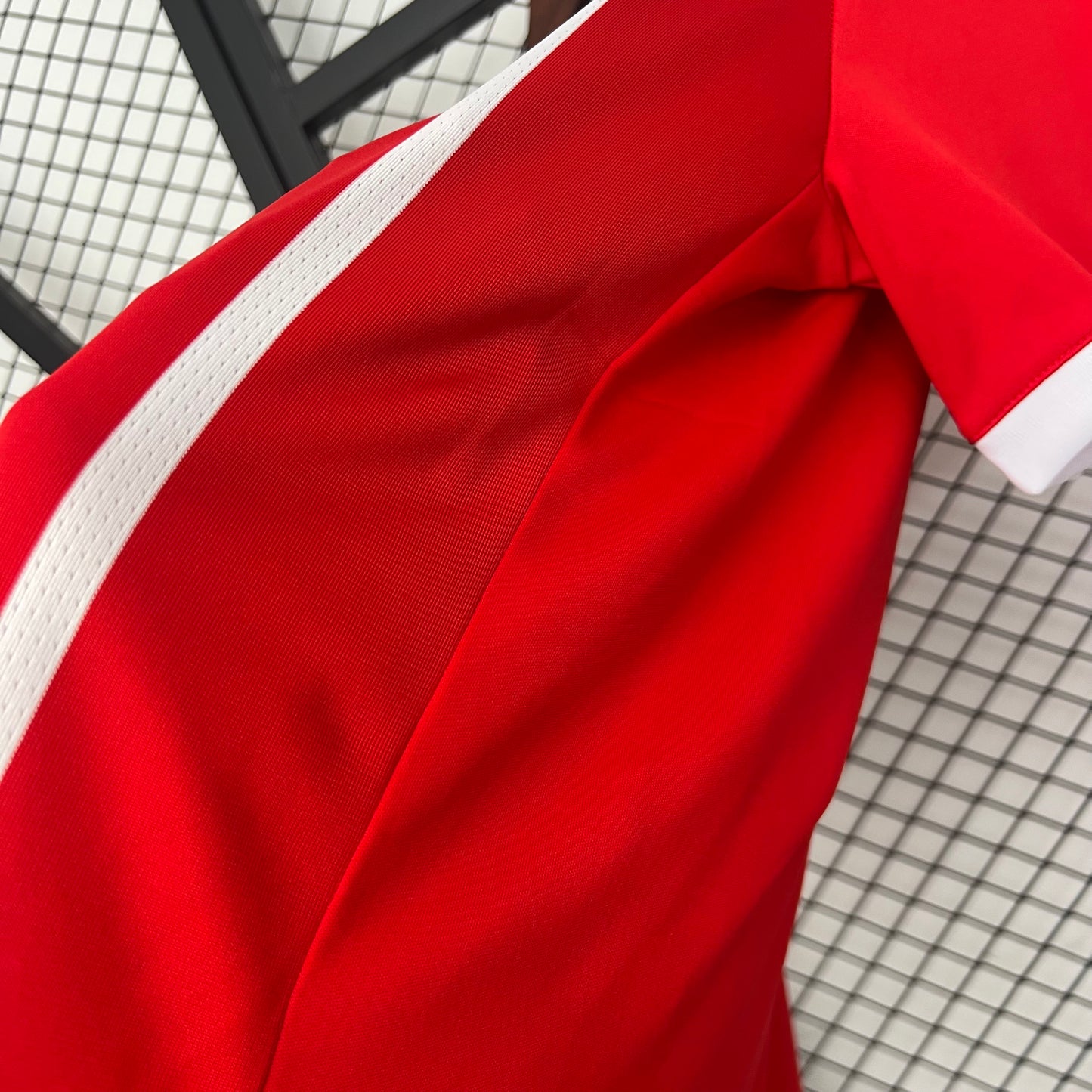 Camisa do Bayern de Munich l 2017/18 Masculina Torcedor