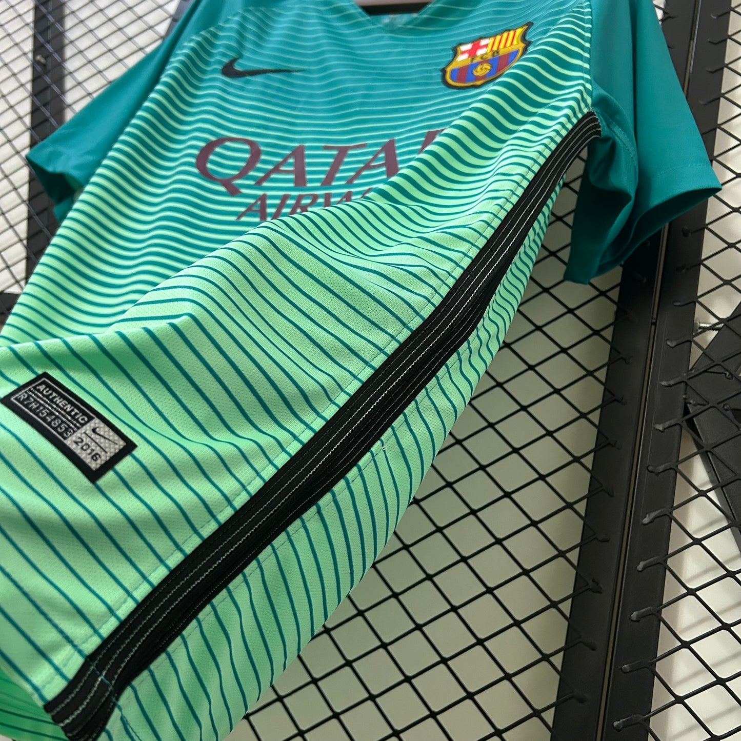 Camisa do Barcelona lll 2016/17 Masculina Torcedor
