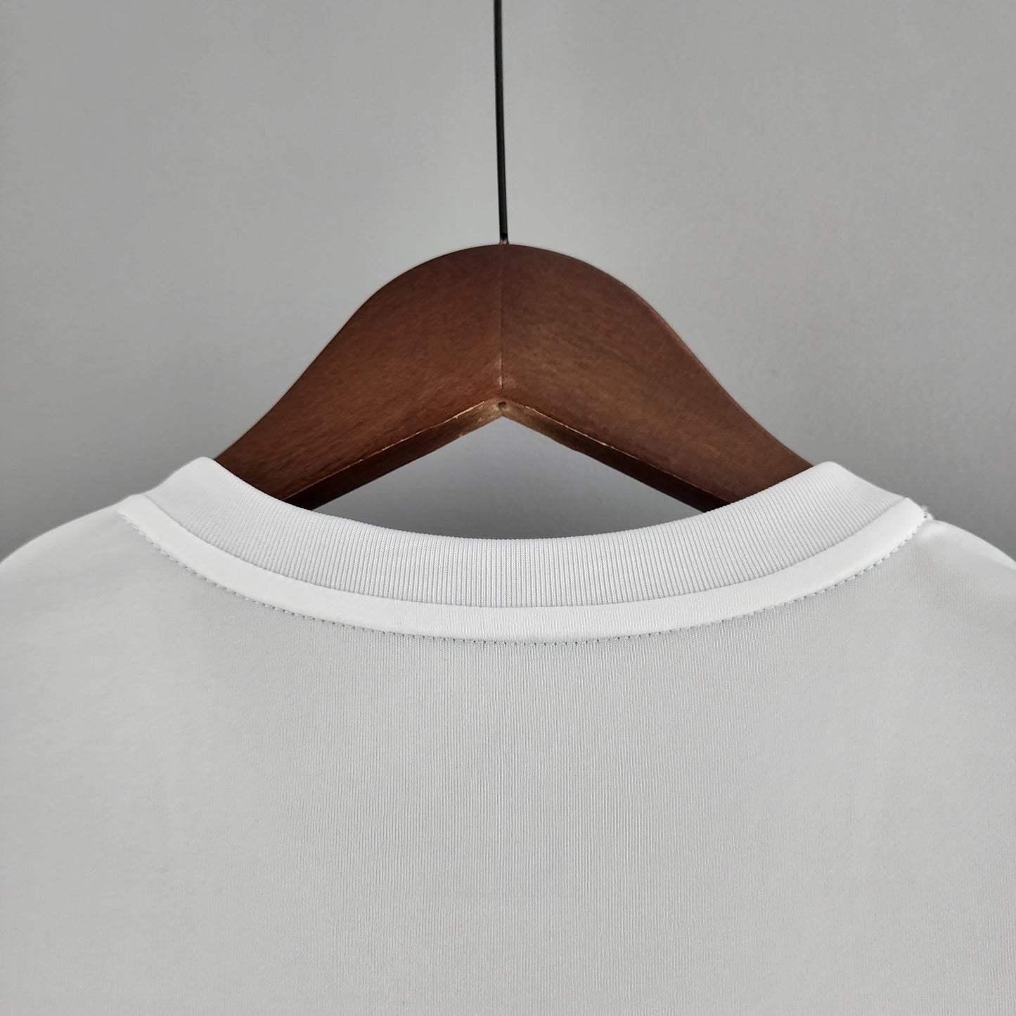 Camisa do Real Madrid l 2017/18 Masculina Torcedor