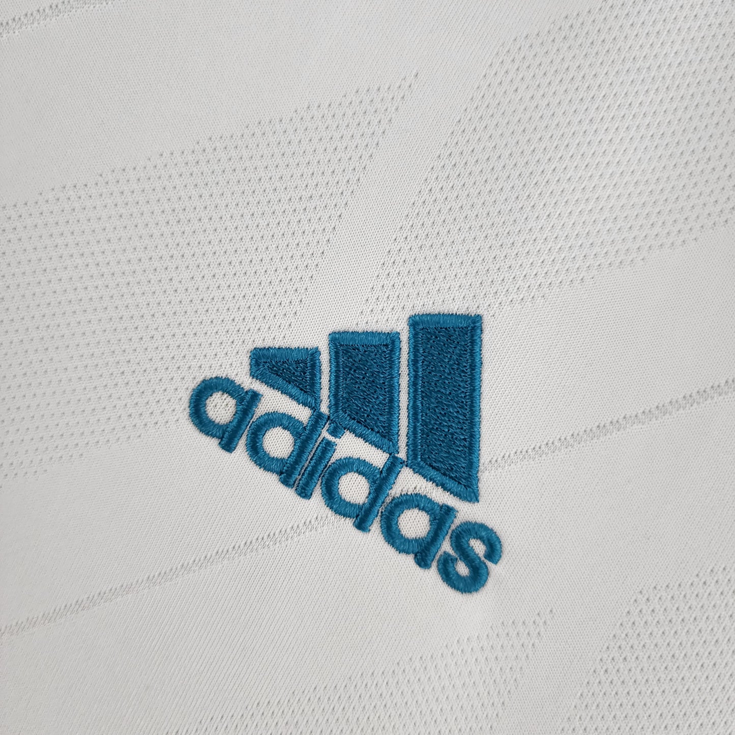 Camisa do Real Madrid l 2017/18 Masculina Torcedor