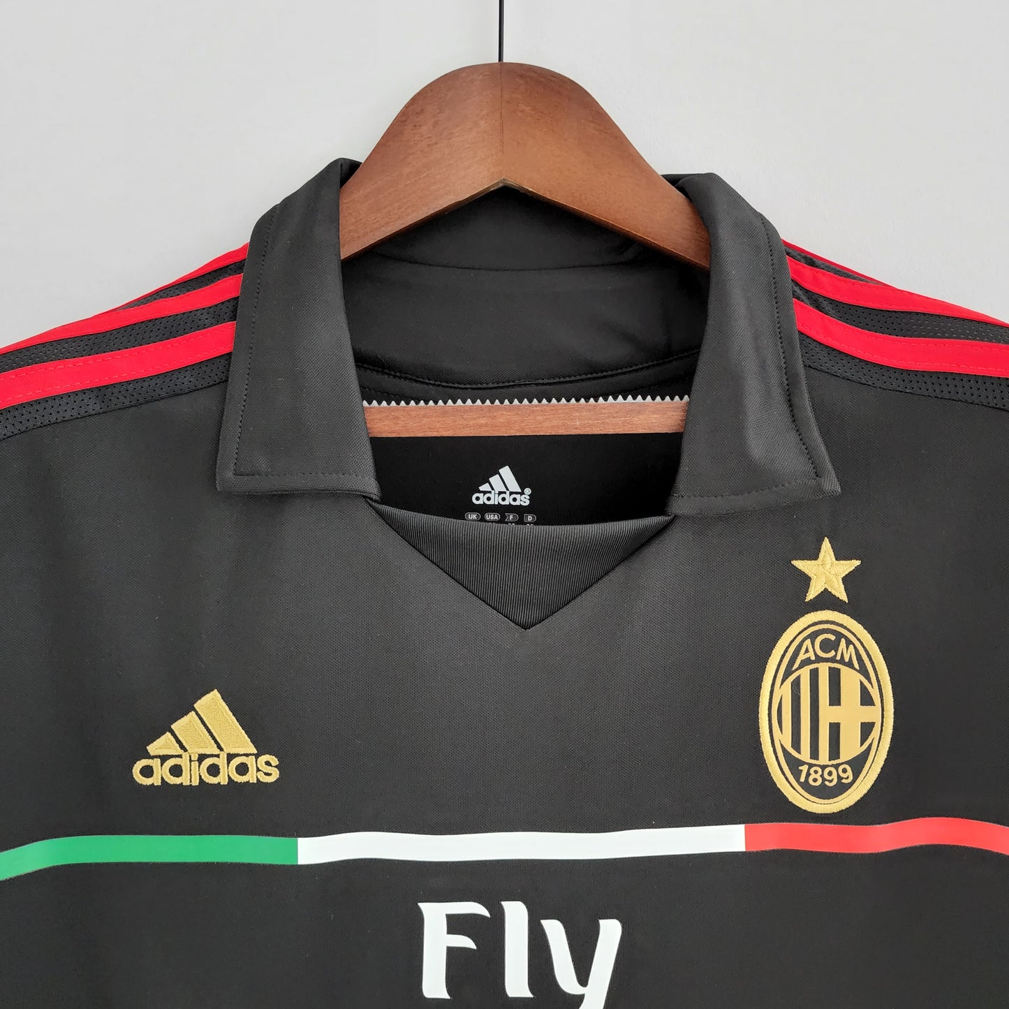 Camisa do Milan lll 2011/12 Masculina Torcedor